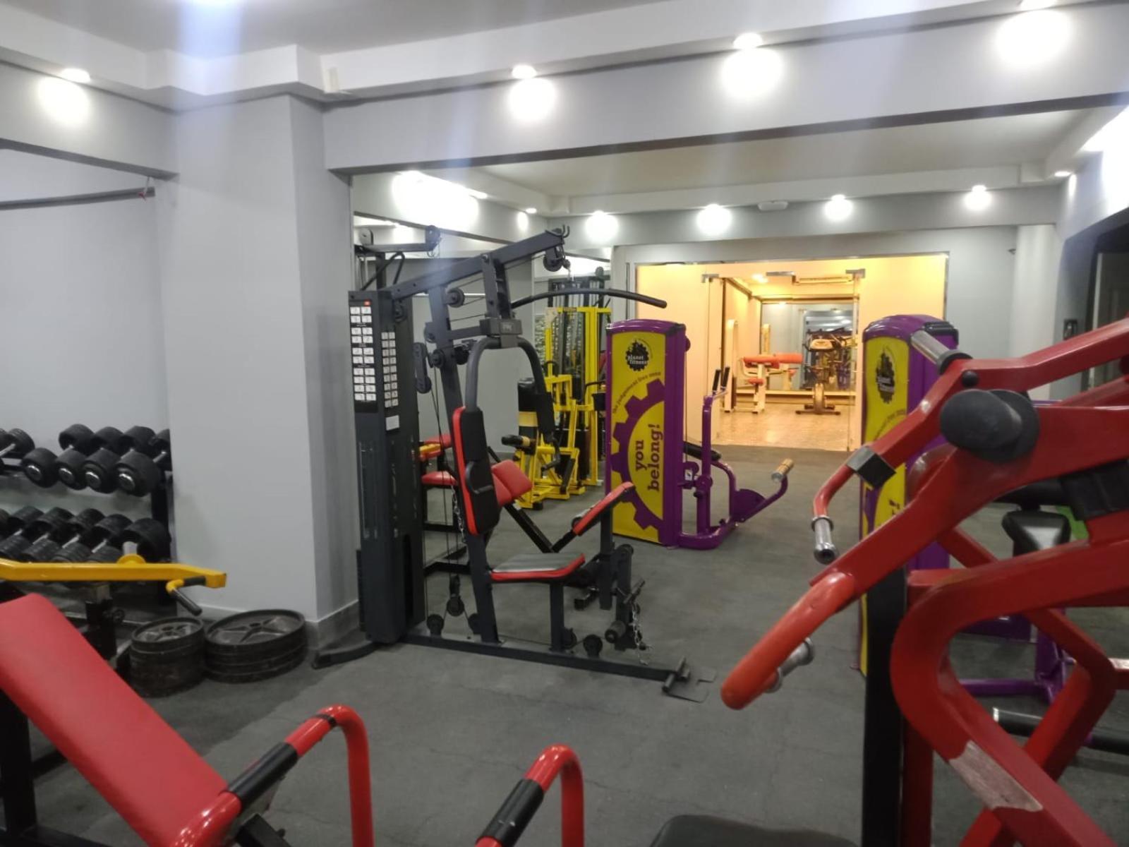 Al Hussam Hotel Apartments Rusayl Esterno foto