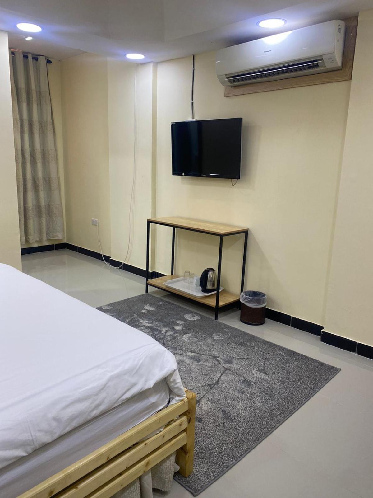 Al Hussam Hotel Apartments Rusayl Esterno foto