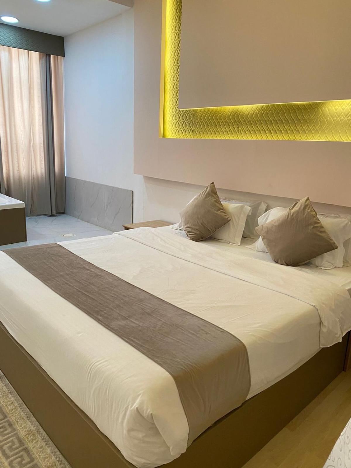 Al Hussam Hotel Apartments Rusayl Esterno foto