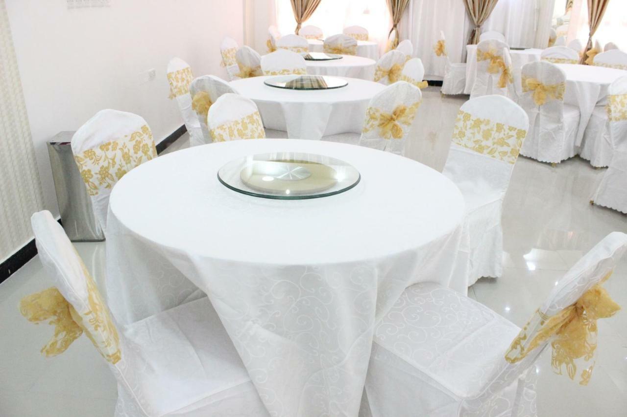 Al Hussam Hotel Apartments Rusayl Esterno foto